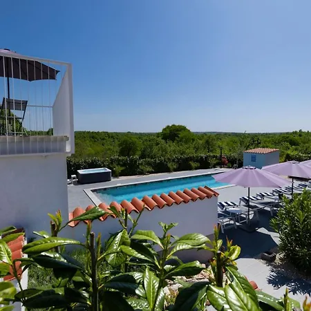 Casa Belladonna Дом отдыха Sinozici