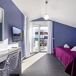 Casa Belladonna * Sinozici